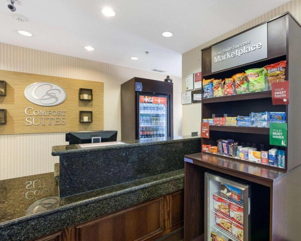 Comfort Suites Plainview Esterno foto