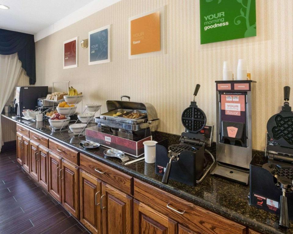Comfort Suites Plainview Esterno foto