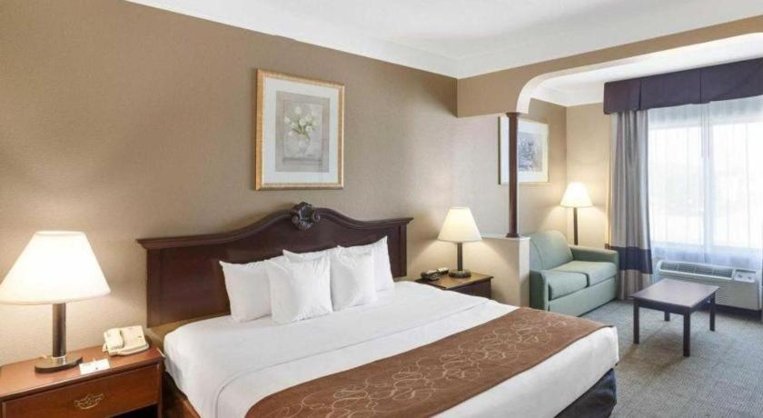 Comfort Suites Plainview Esterno foto