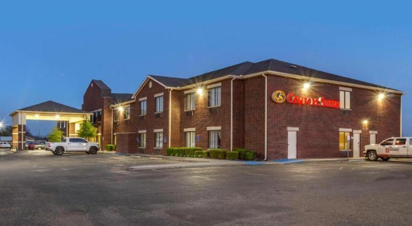 Comfort Suites Plainview Esterno foto