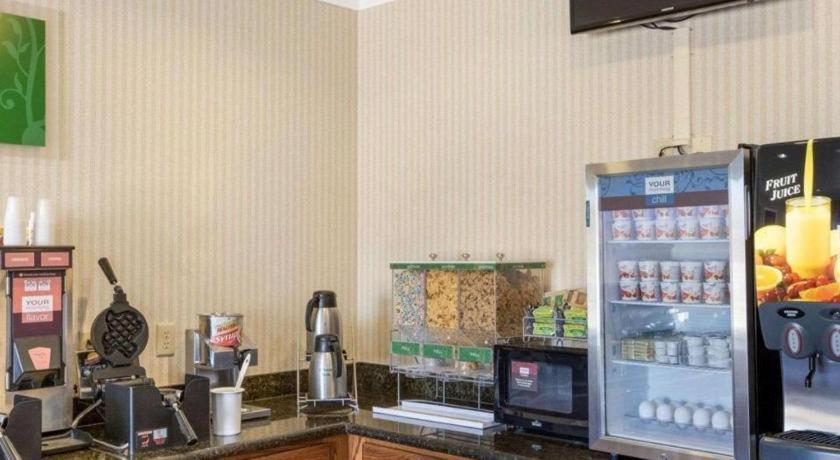 Comfort Suites Plainview Esterno foto