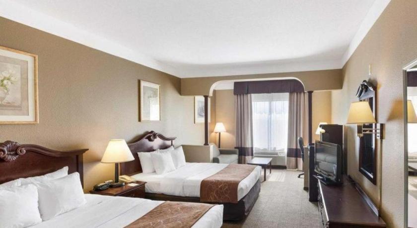 Comfort Suites Plainview Esterno foto